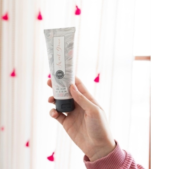 Hand Cream Sweet Grace - Picture 3 of 4